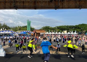 Senam Pagi Warnai Aksi Sinergitas Merah Putih di Pagatan