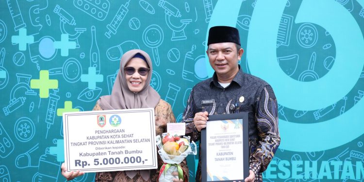 Tanah Bumbu Raih Penghargaan Swastisaba Kabupaten/Kota Sehat 2025