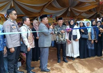 Bupati Tanah Bumbu Buka Market Day dan Festival Karya Siswa Al Fath 2025