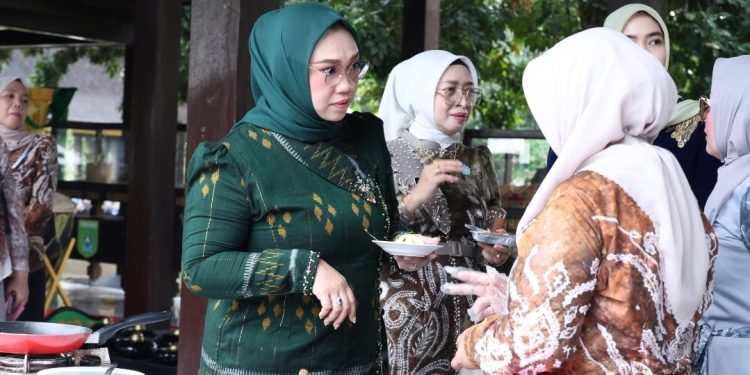 Promosi Kuliner Ikan Kalsel Digelar di TMII, UMKM Daerah Diperkenalkan ke Pasar Nasional