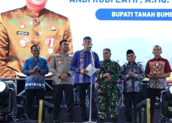 Pesona Budaya Mappanre Ritasi’e Dibuka, Dorong Pariwisata dan Ekonomi Kreatif