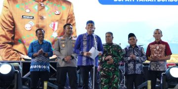 Pesona Budaya Mappanre Ritasi’e Dibuka, Dorong Pariwisata dan Ekonomi Kreatif