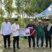 Bupati Serahkan Sapi Kurban Bantuan Presiden untuk Masyarakat Tanah Bumbu