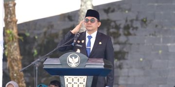 Bupati Pimpin Upacara Harkitnas dan Peringatan Proklamasi Gubernur Tentara ALRI Divisi IV Kalimantan