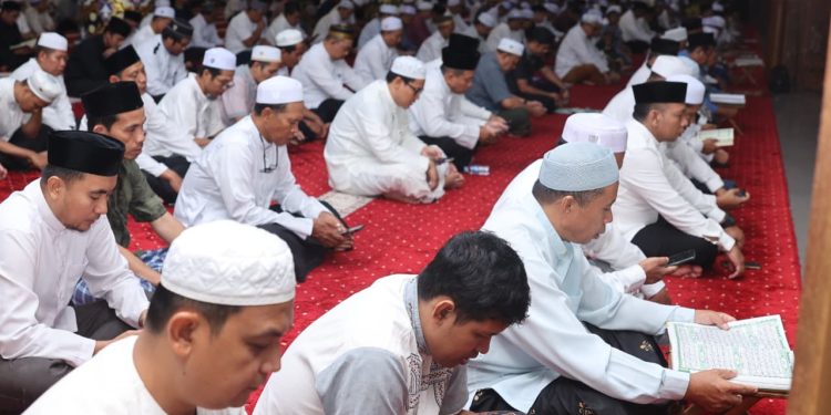 Pemkab Tanah Bumbu Gelar Zikir dan Khataman Quran Sambut Tahun Baru Islam 1448 Hijriah