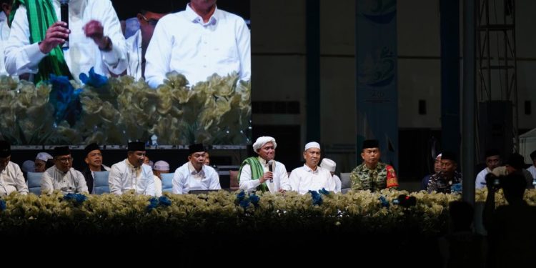 Bupati Andi Rudi Latif Luncurkan Aksi Sinergitas Merah Putih di Kecamatan Satui