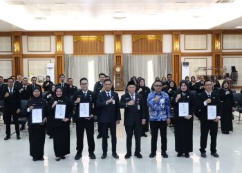 Bupati Tanah Bumbu Minta Lulusan PKP Jadi Agen Perubahan di Unit Kerja