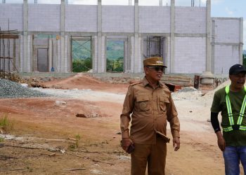 Bupati Kotabaru Tinjau Pilkades Serentak di TPS Desa Megasari