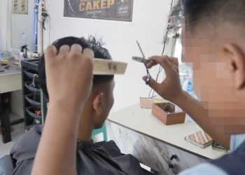 Barbershop Lapas Batulicin Hadirkan Beragam Model Potongan Rambut
